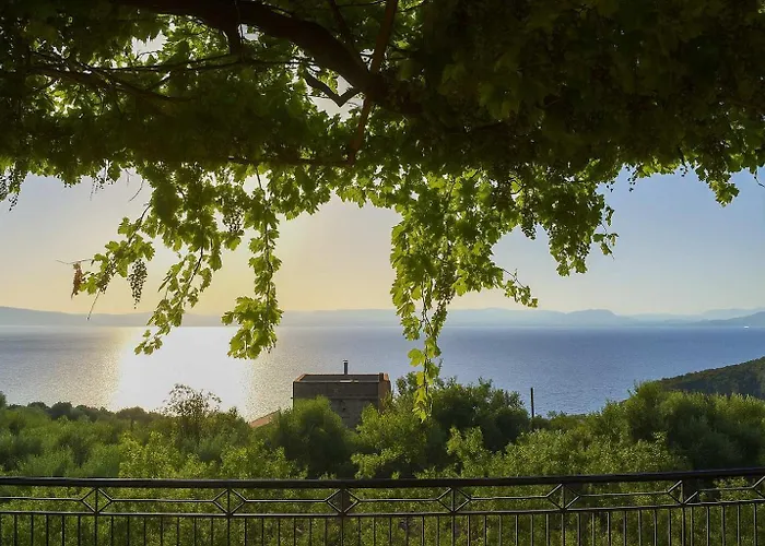 Coastal Stone With Spectacular Scenery Prázdninový dům *